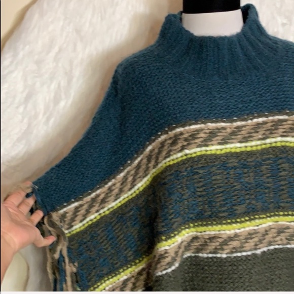 Free People Labyrinth Poncho - Picture 3 of 8